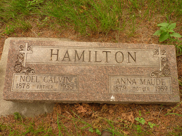 Hamilton Noel Anna