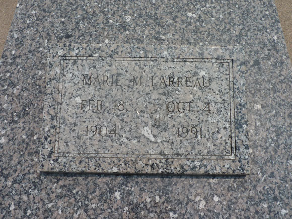 Larreau Marie