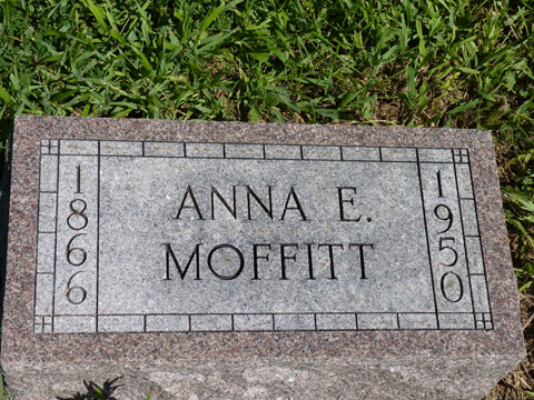 Moffitt Anna
