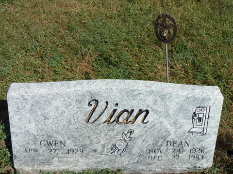Vian Gwen Dean