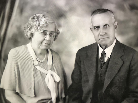R.E. And Lovira Lydia Allen