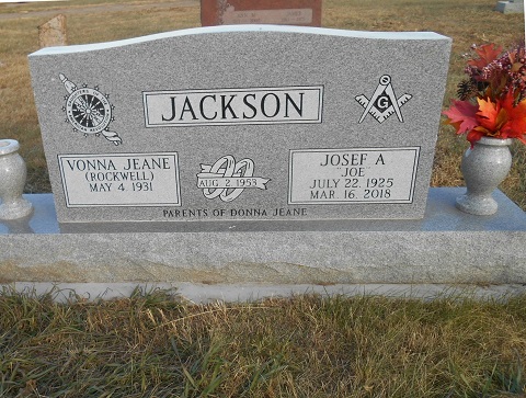 Jackson, Josef